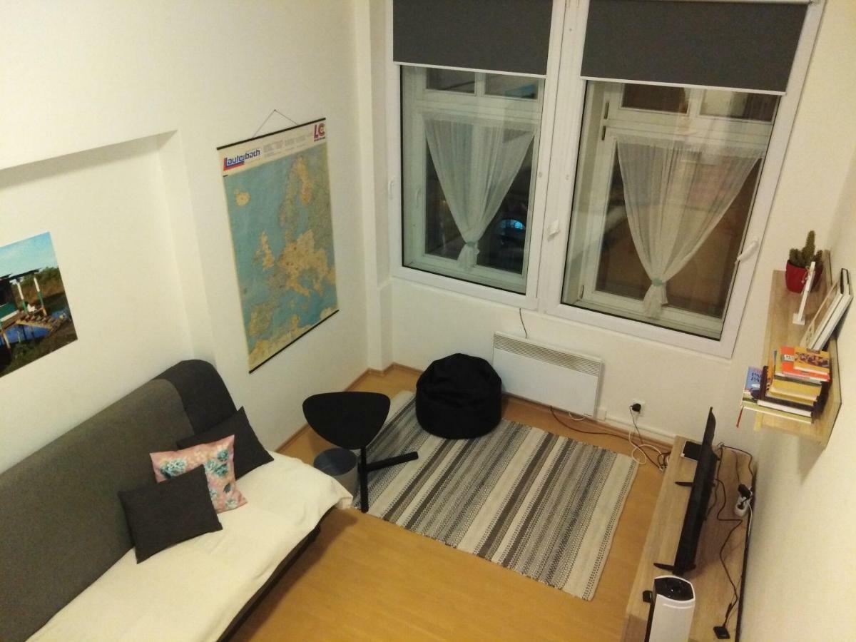 Studio Husitska 114/74 Praha Bagian luar foto